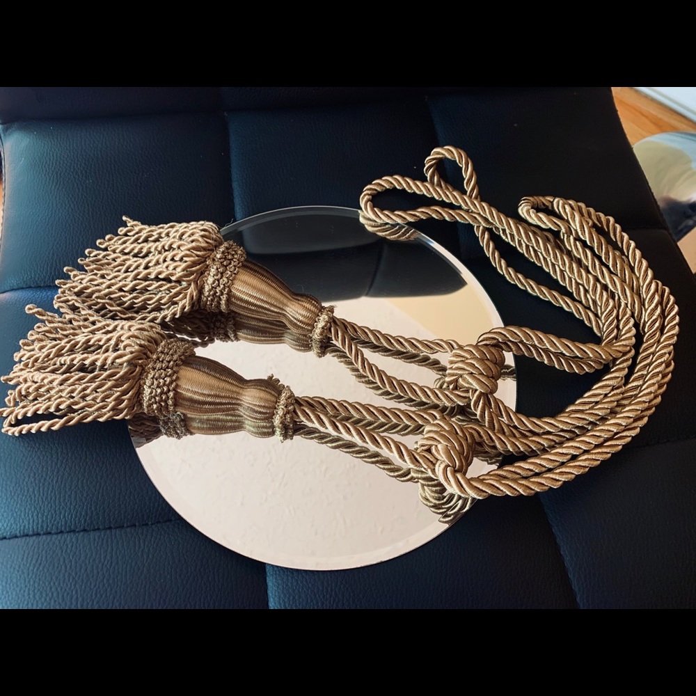 Curtain Gold Ties